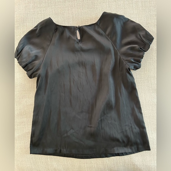 GAP Black Short Puff Sleeve Top Blouse. Size Small. - Picture 8 of 11